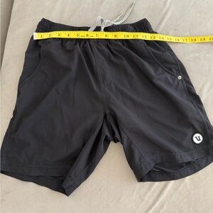 Vuori Black Athletic Shorts with liner